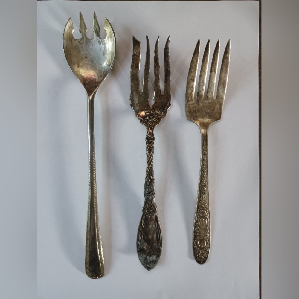 Vintage Silverplated Serving Forks Set of 3 - Picture 2 of 5